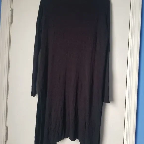 Women's Long Casual Top - Picture 5 of 10